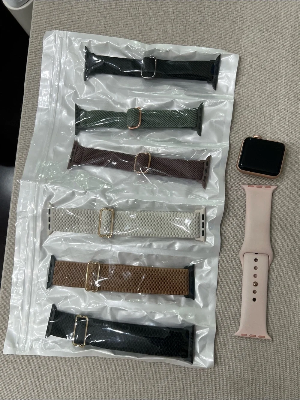 Apple Watch Series 3 GPS + Cellular 38MM Rose Gold Aluminum Pink Silicone Band